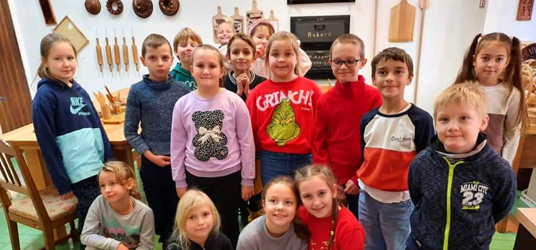 Zdjęcie uczniów klasy 2s